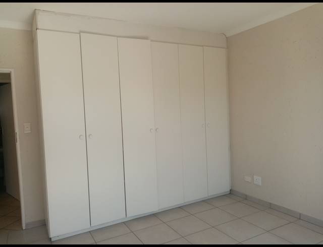 2 BEDROOM SECTIONAL TITLE FOR SALE IN EVELEIGH